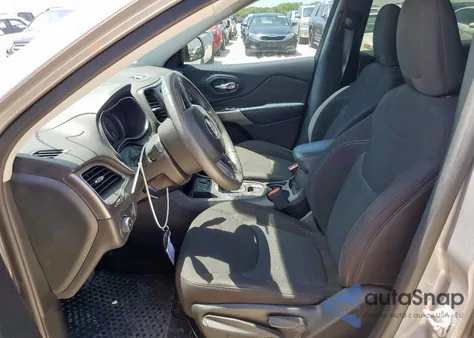 2019 Jeep Cherokee Latitude z USA, uszkodzony, nr VIN 1C4PJLCB9KD203135